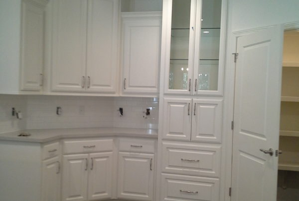 Graceful white kitchen